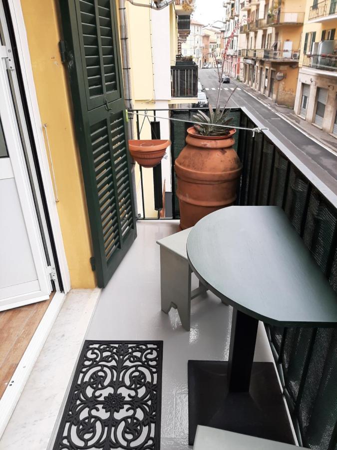 Bed and Breakfast Retro' BeB La Spezia Exterior foto